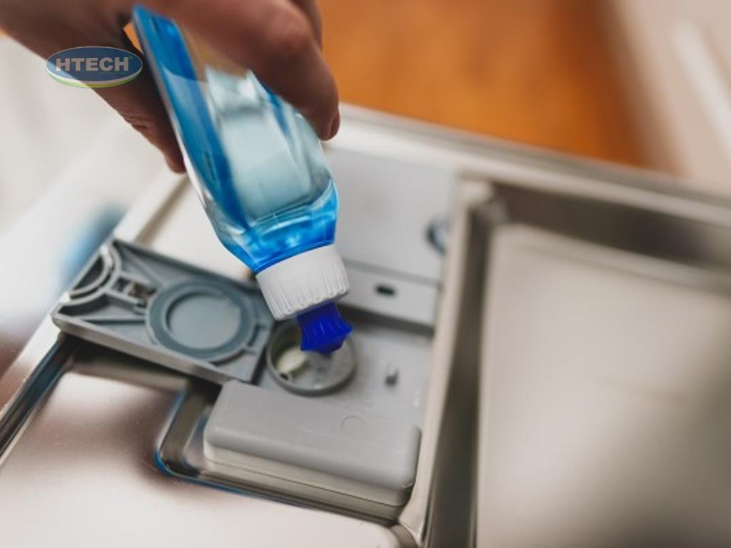 luu-y-khi-du-dung-nuoc-lam-bong-may-rua-bat