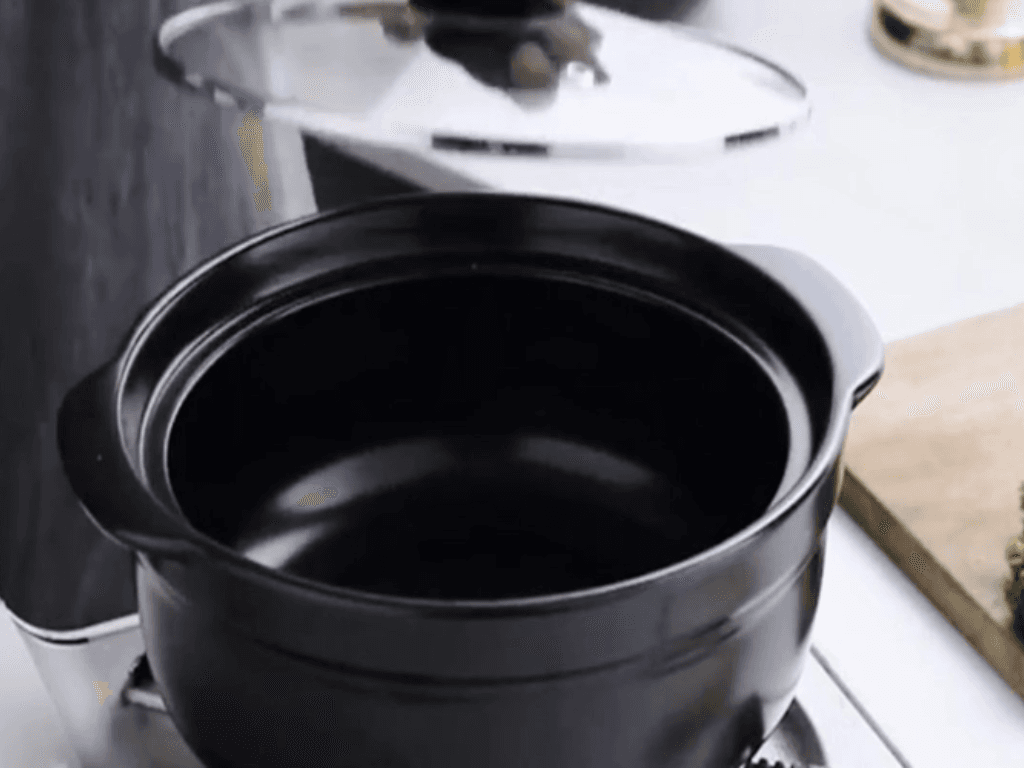 noi-dat-co-cho-vao-lo-vi-song-duoc-khong-htech-giai-dap