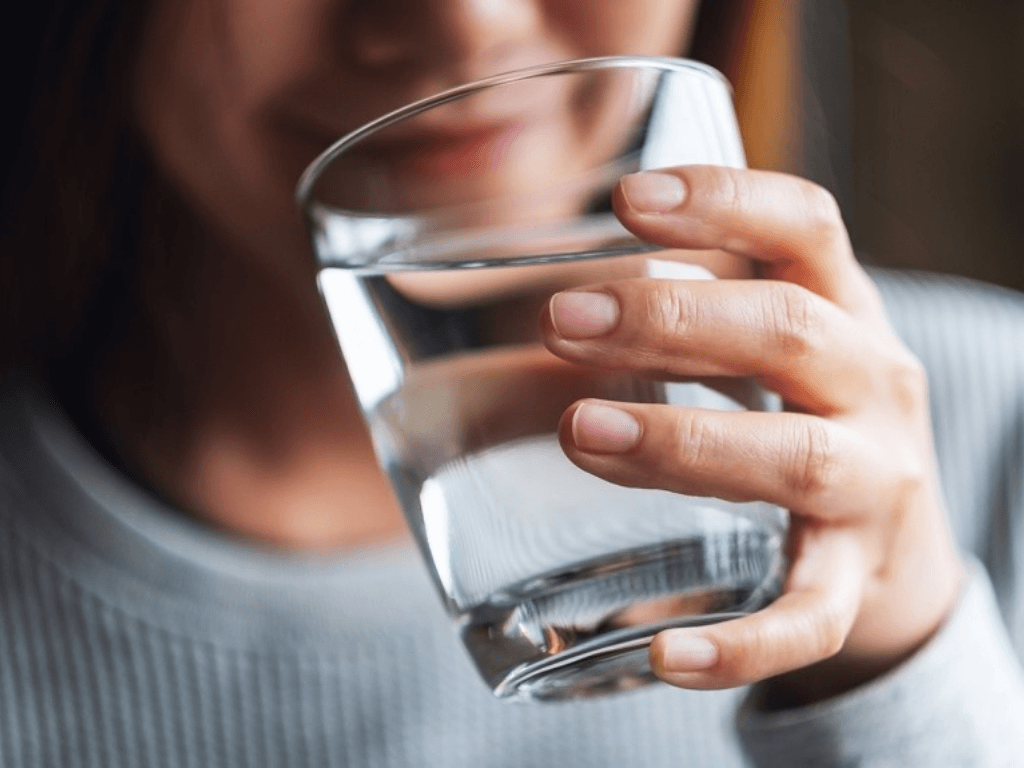 dung-may-loc-nuoc-buoc-nho-loi-ich-lon-cho-suc-khoe