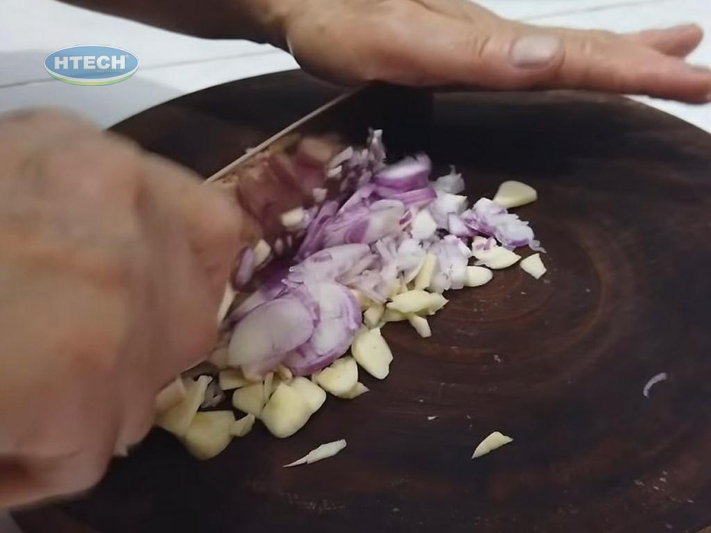 so-che-nguyen-lieu-lam-thit-trau-nuong-la-lot