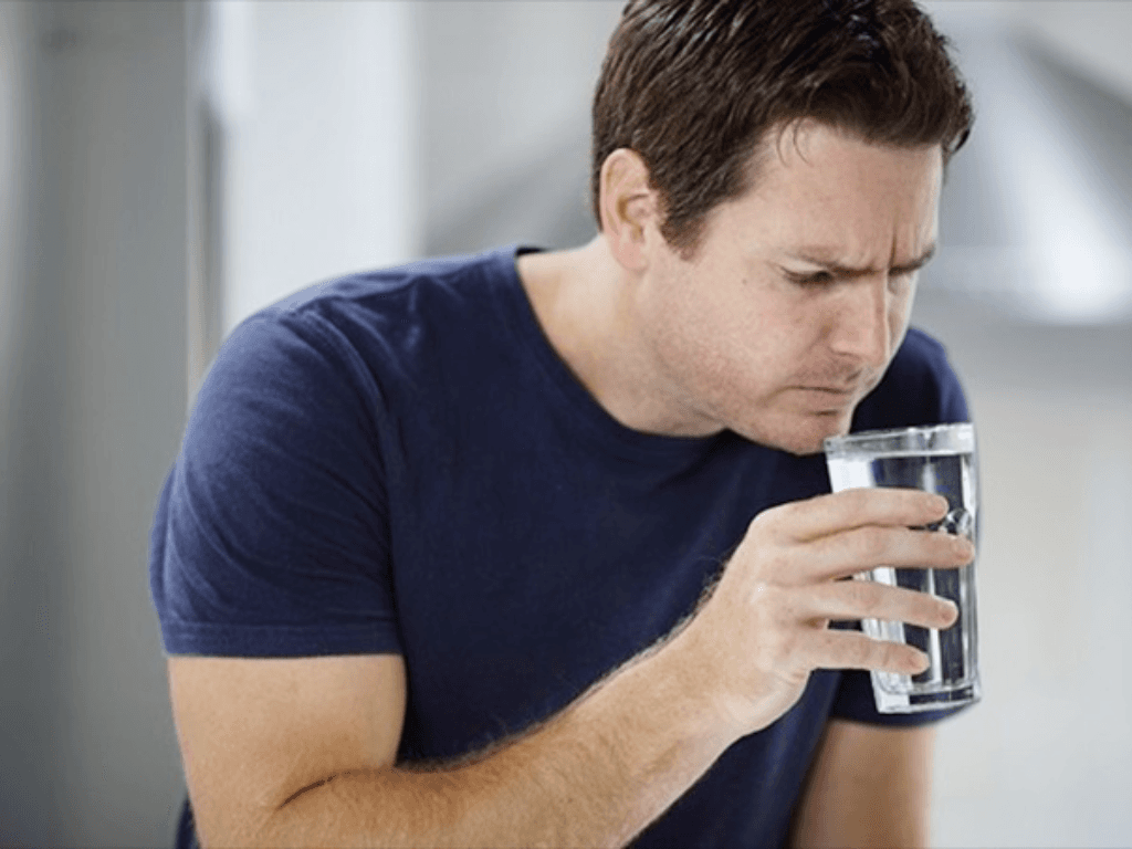 tac-hai-tiem-an-khi-su-dung-nuoc-may-co-mui-khet