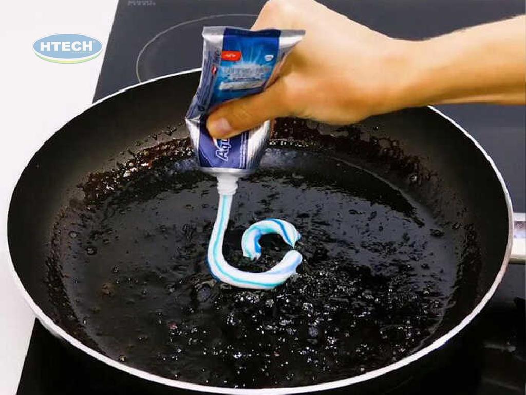 xu-ly-noi-inox-bi-chay-den-bang-kem-danh-rang