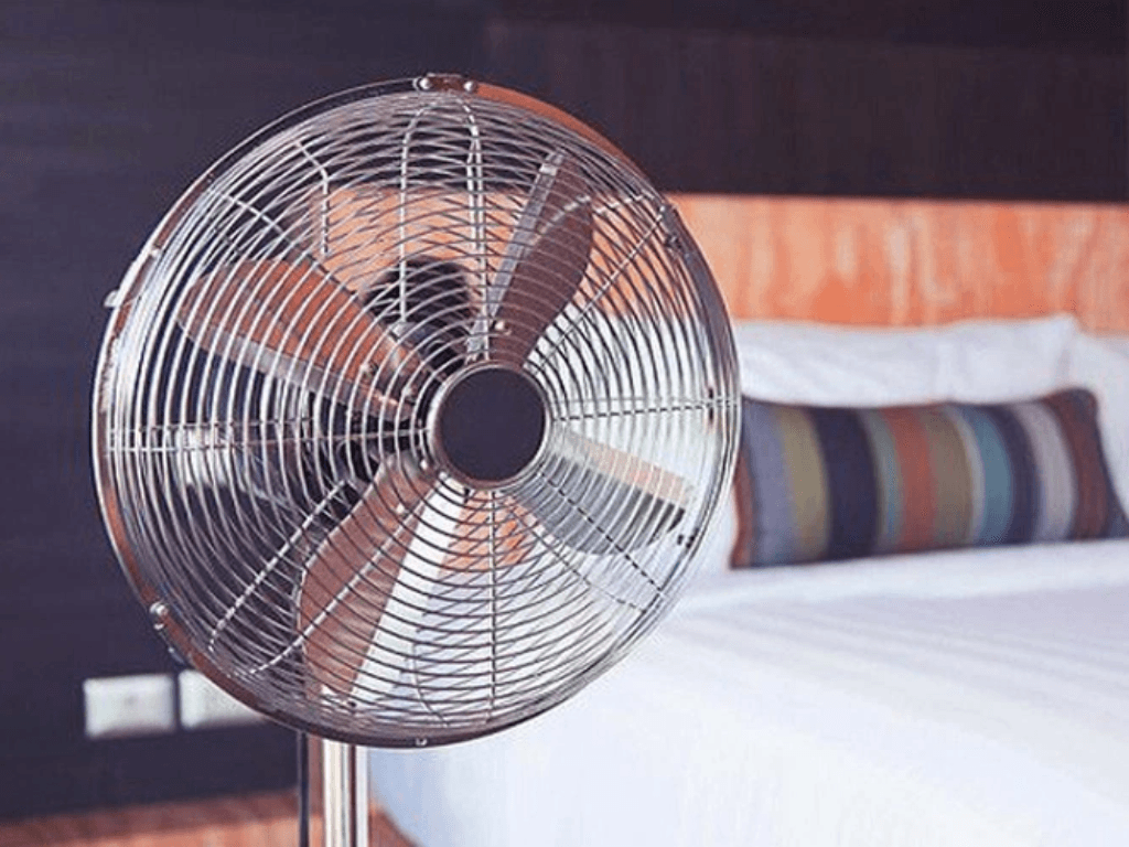 cach-su-dung-quat-dung-khi-bi-quai-bi