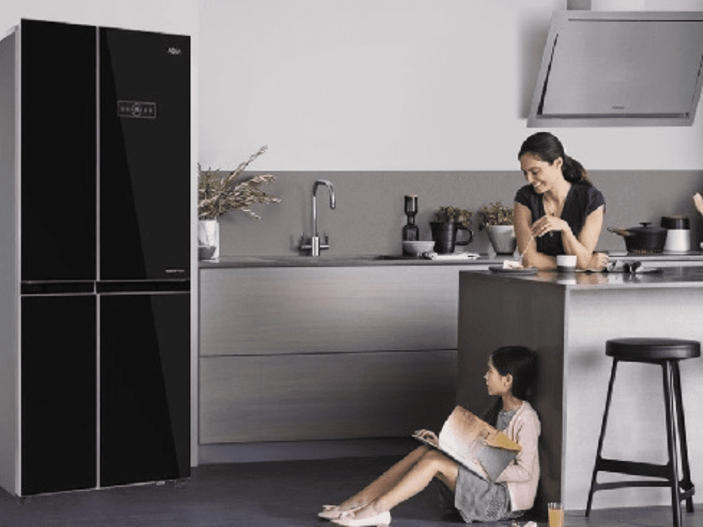 Tủ lạnh 3 cánh Hitachi và tủ lạnh 2 cánh Hitachi