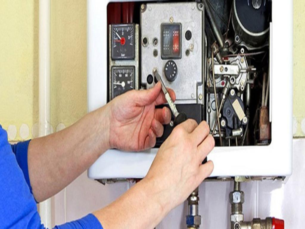 Học ngay cách tháo bình nóng lạnh chỉ với 5 bước chuẩn chuyên gia