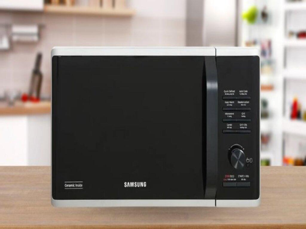 Lò Vi Sóng Samsung MG23F301TAS SV: Hiện Đại và Tiện Lợi Cho Gia Đình