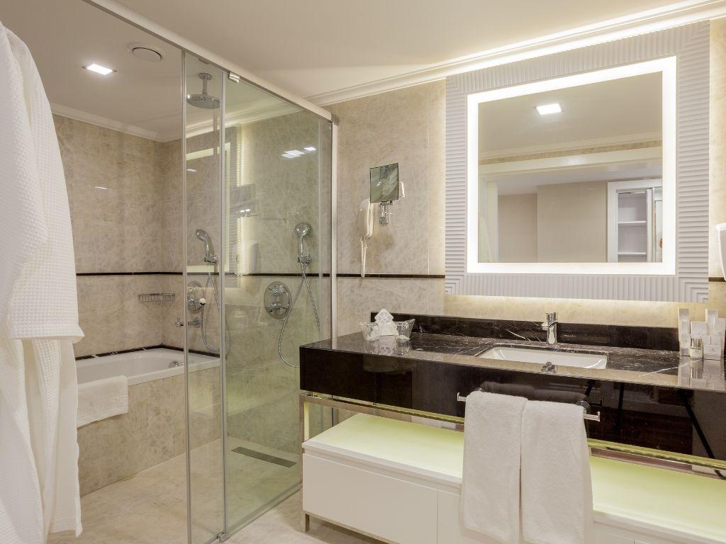 Hướng dẫn chi tiết từ A-Z cách thay bóng đèn sưởi nhà tắm Kottmann