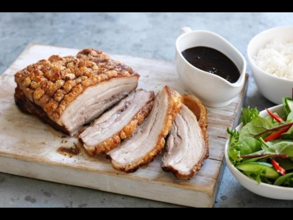 3. Cách Chế Biến Thịt Quay Giòn Bì