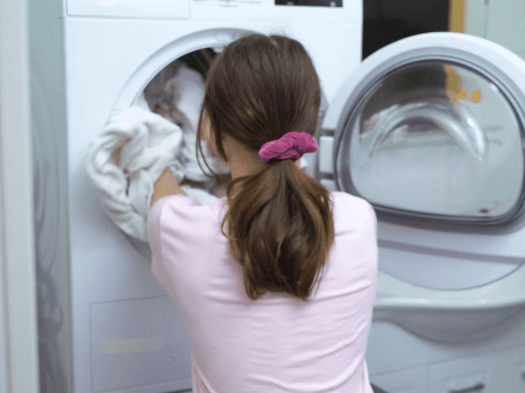 Máy giặt Sanyo 10kg giá bao nhiêu? Có đáng mua trong tầm giá?