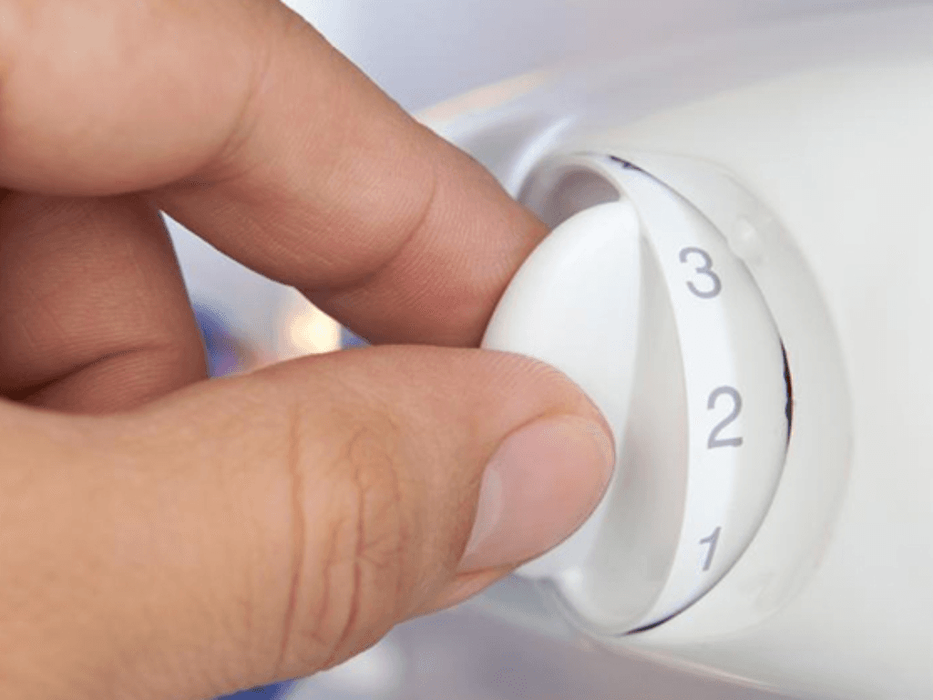 thermostat-la-gi-trong-tu-lanh