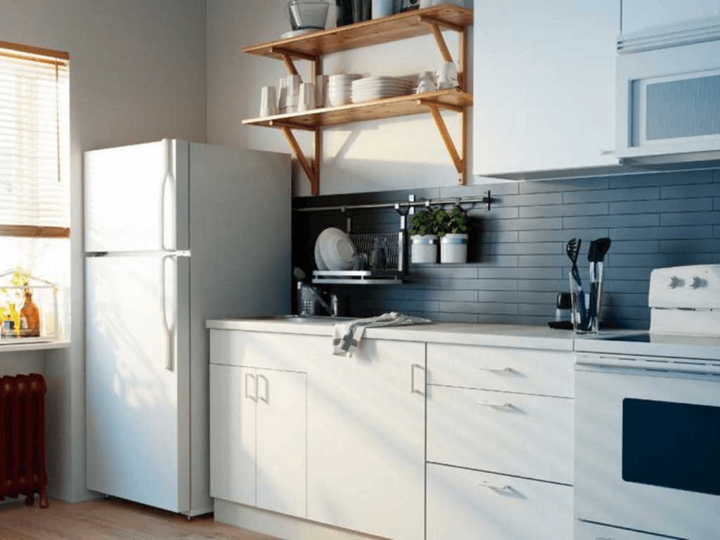 khong-dat-thuc-pham-che-kin-lo-thong-gio-trong-tu