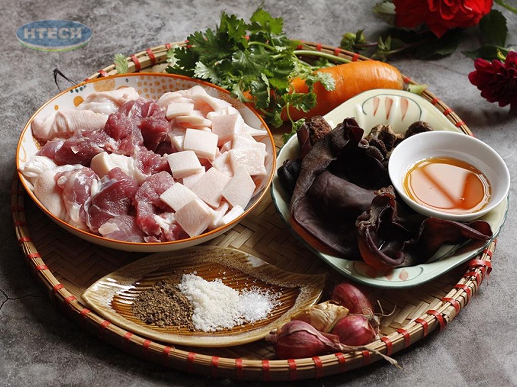 nguyen-lieu-lam-mon-thit-nau-dong