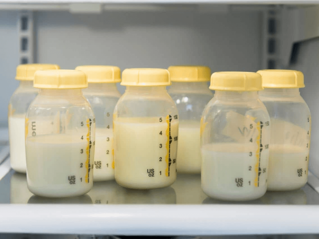 cach-bao-quan-sua-me-khong-lam-mat-duong-chat