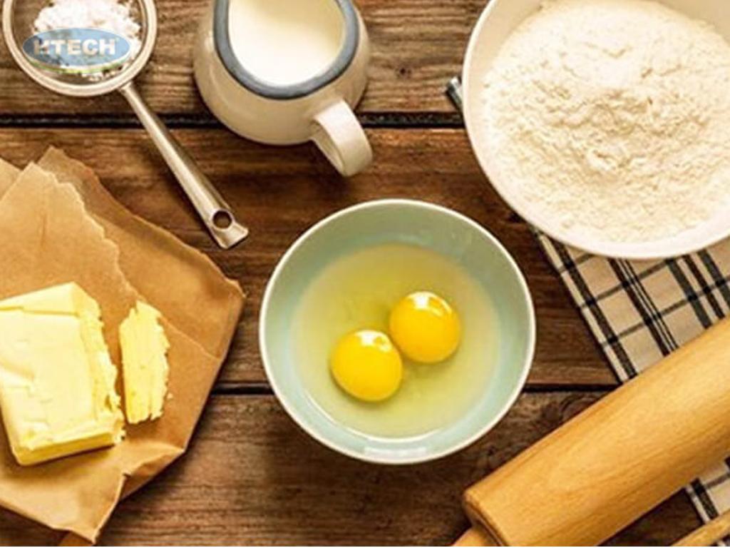 nguyen-lieu-lam-banh-ran-doremon-don-gian-bang-bot-mi