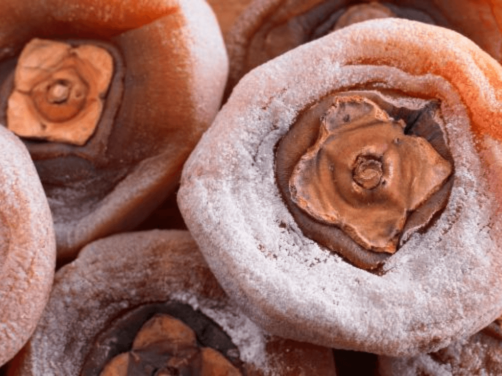 cach-bao-quan-hong-treo-gio-trong-tu-lanh