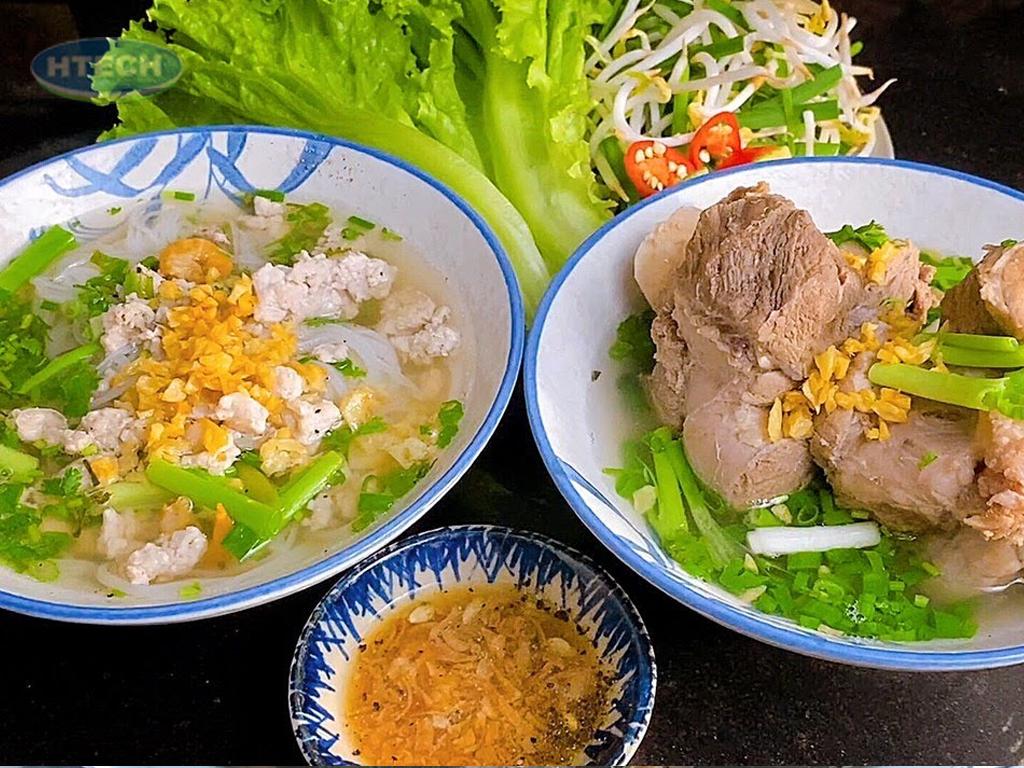 cach-nau-hu-tieu-go-ngon-tai-nha