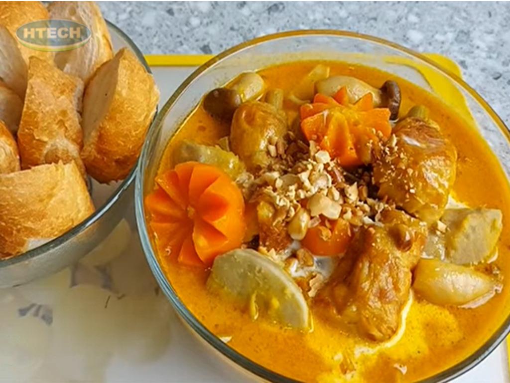 cach-nau-ca-ri-chay-nuoc-cot-dua-thom-ngon