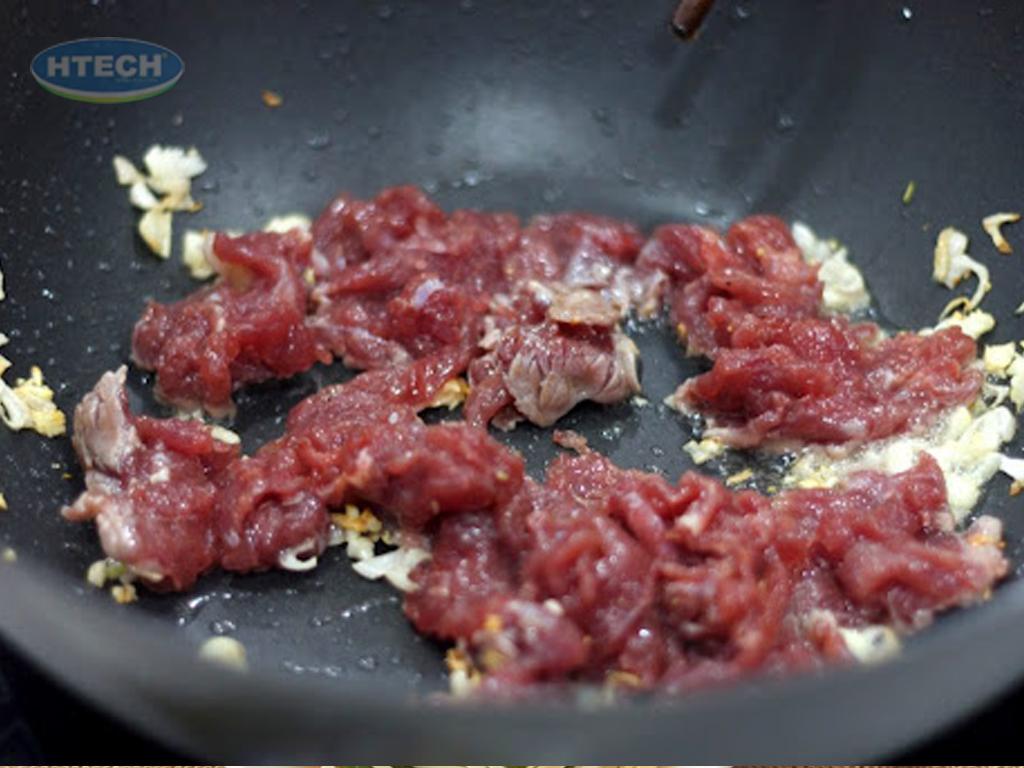 xao-thit-bo-lam-mon-buun-bo-nam-bo