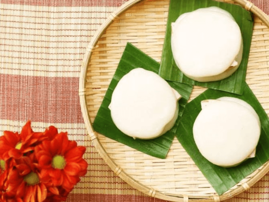 cach-bao-quan-banh-day-qua-dem-trong-tu-lanh-khong-bi-cung