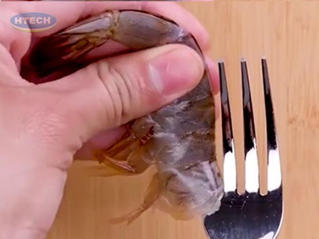 cach-lam-tom-tam-bot-chien-gion