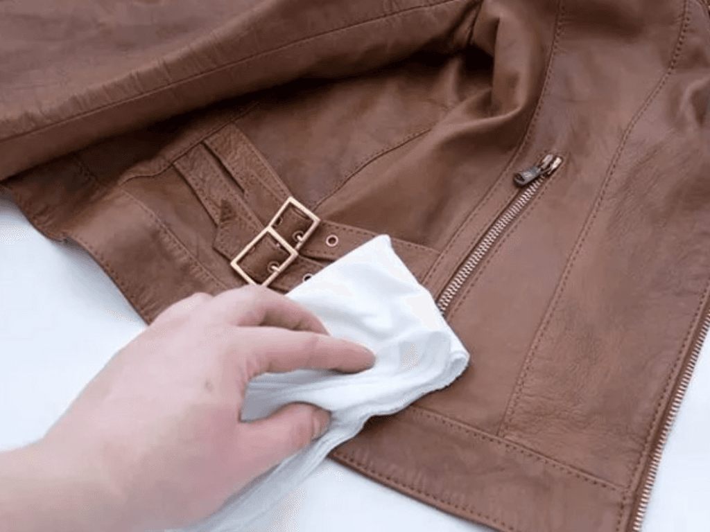 cham-soc-va-bao-ve-ao-da-sau-khi-sua-chua