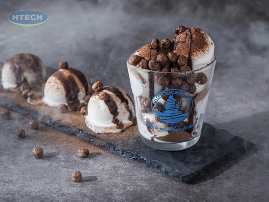 cach-lam-sua-chuan-tran-chau-ha-long-tai-nha