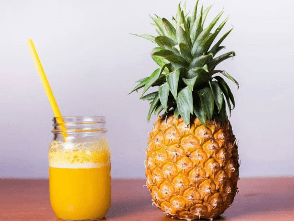 huong-dan-cach-lam-nuoc-ep-thom-tuoi-mat-sang-khoai