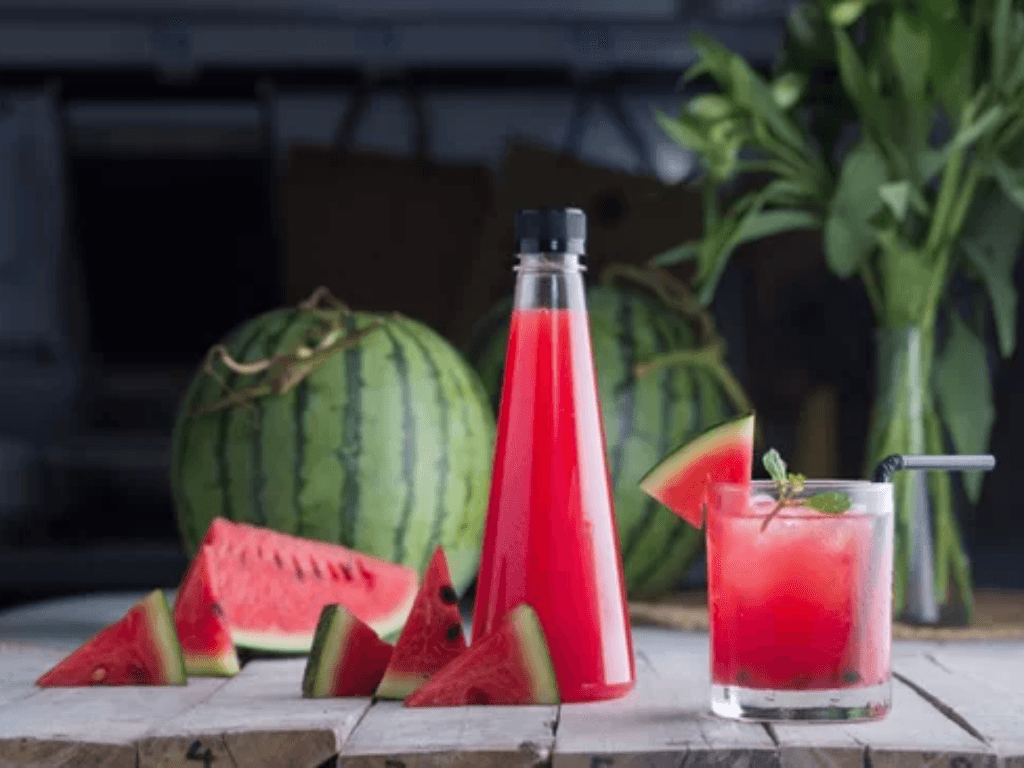 cach-lam-nuoc-ep-dua-hau-gung-cay-nong