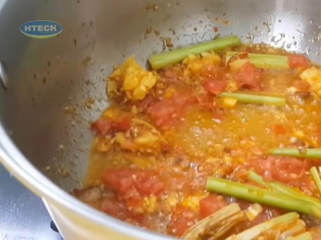 cach-nau-nuoc-lau-ech-mang-cay