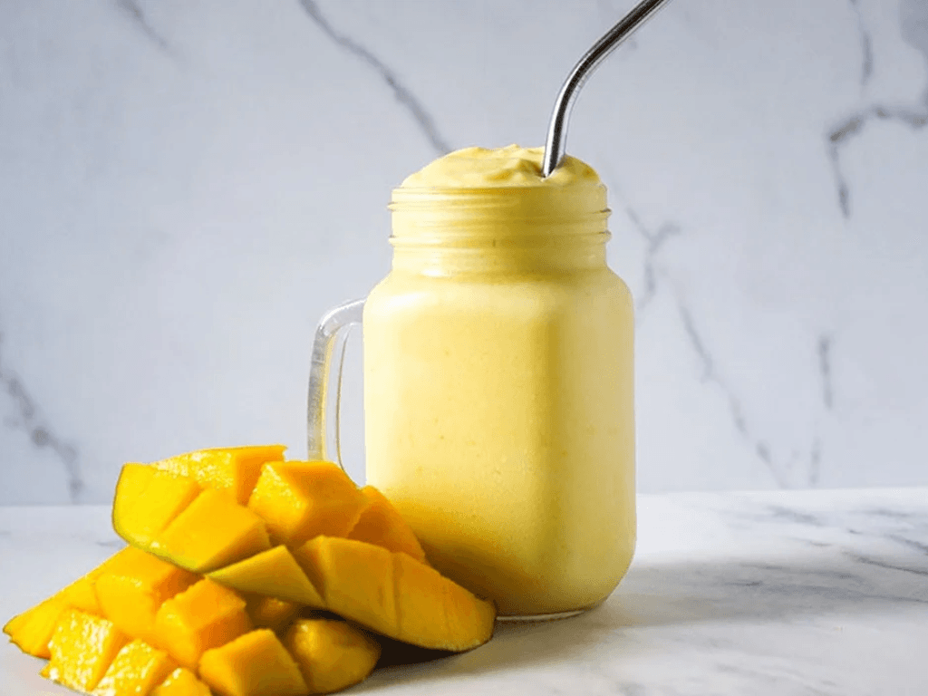 sinh-to-xoai-bo-beo-ngay-sieu-bo-duong