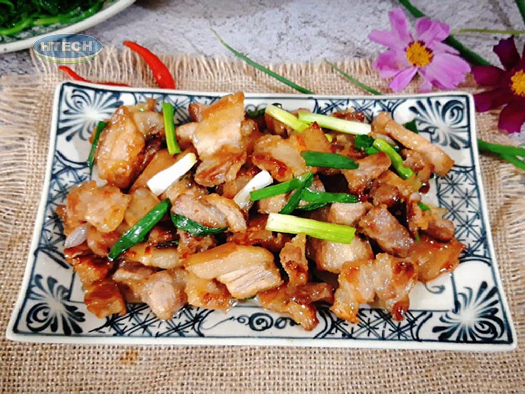 cach-lam-mon-thit-rang-chay-canh