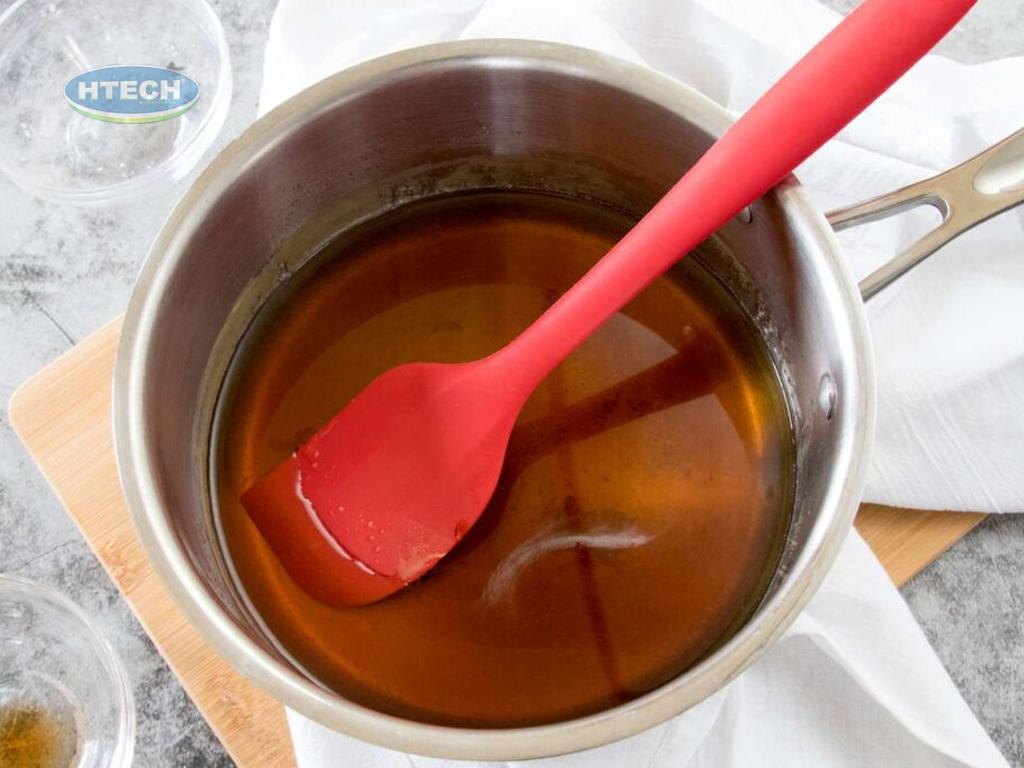 cach-khu-mui-tanh-cua-trung-khi-lam-banh-flan