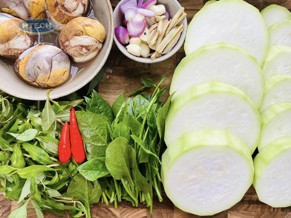 cach-nau-trung-vit-lon-um-bau-mong-toi