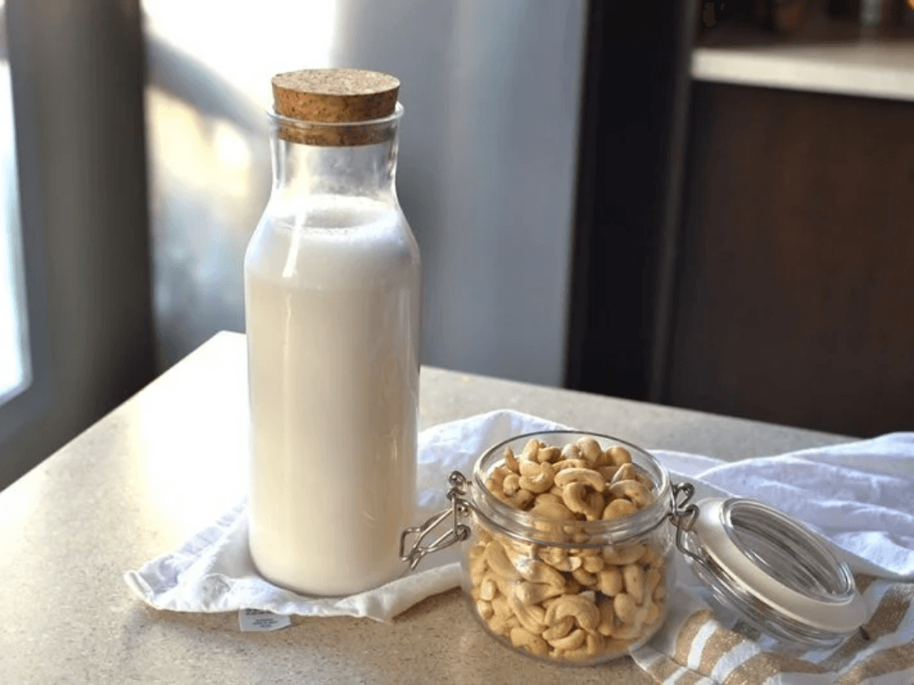 thu-lam-sua-hat-dieu-vi-matcha