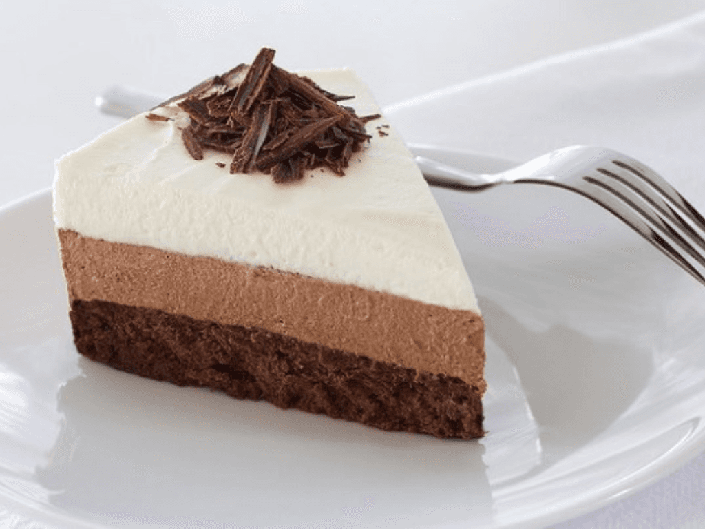 cach-lam-banh-mousse-socola-bang-may-xay-sinh-to