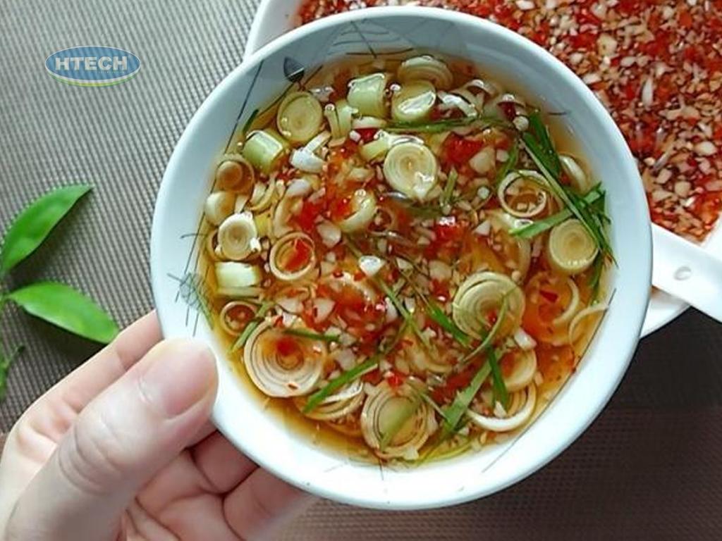 cach-lam-nuoc-mam-cham-oc-luoc-ngon