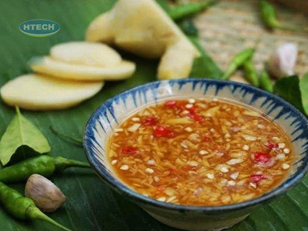 cong-thuc-pha-nuoc-mam-gung-cham-oc-luoc