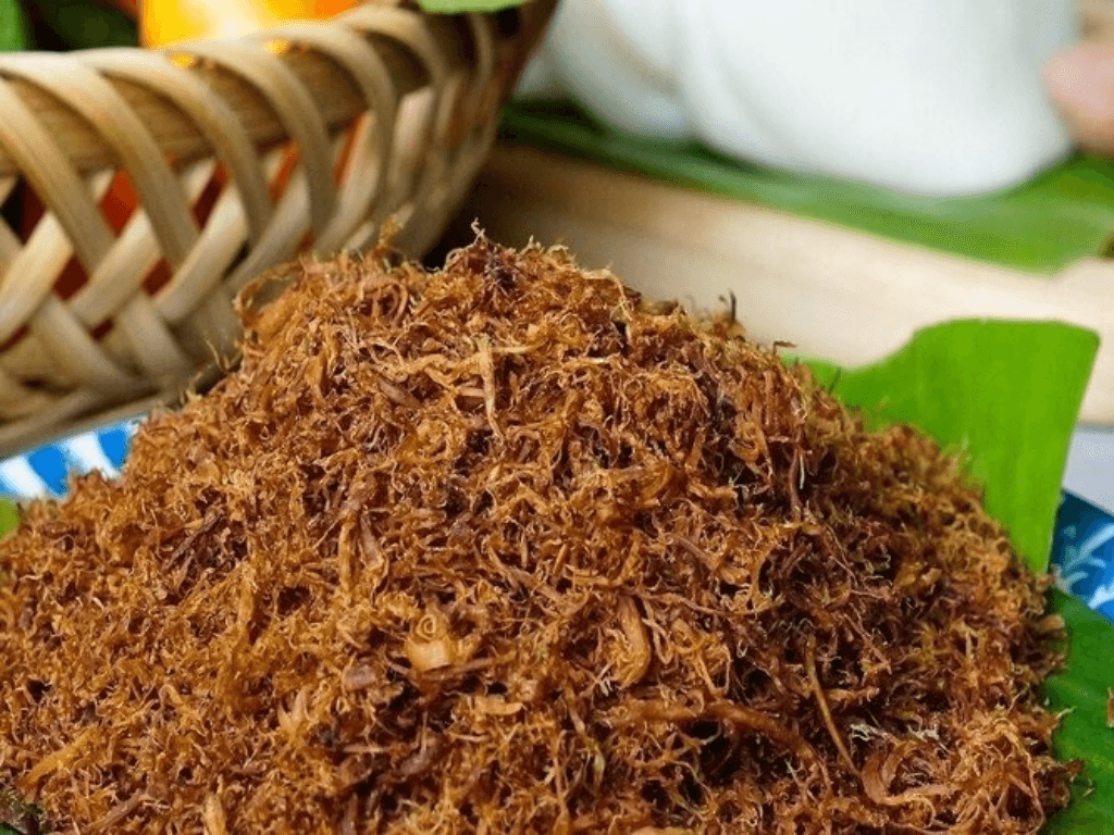 dung-chao-sau-long-dao-deu-tay-de-ruoc-khong-bi-ben-hay-chay-khet