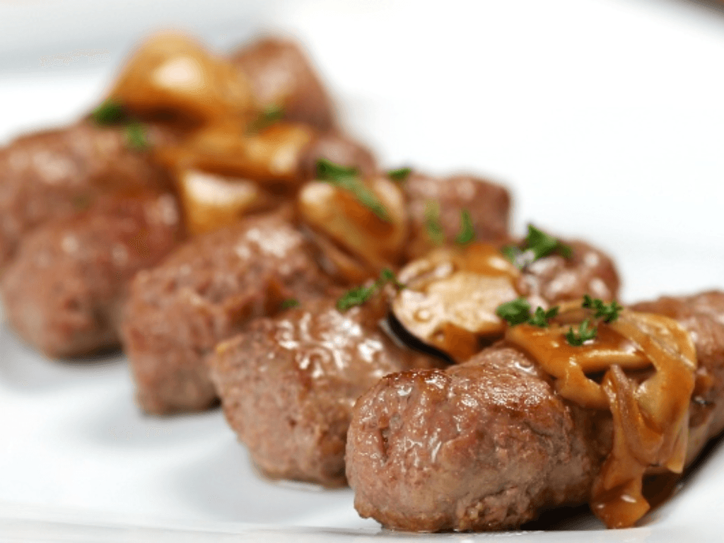 meo-hay-cho-mon-bo-nuong-pho-mai-ngon-dinh