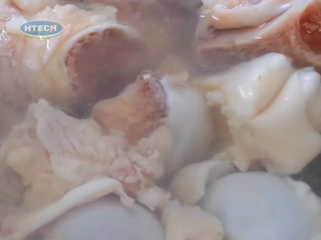 cach-nau-nuoc-dung-hu-tieu-bo-vien