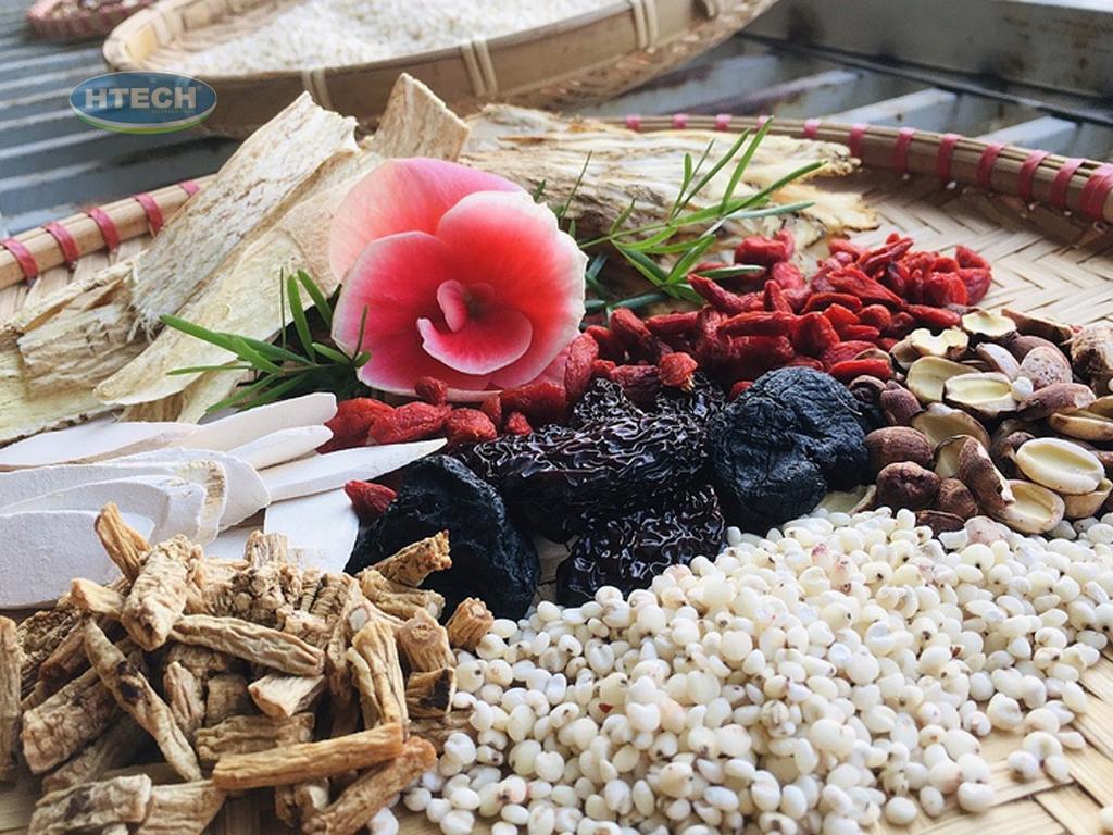 nguyen-lieu-nau-vit-tiem-thuoc-bac