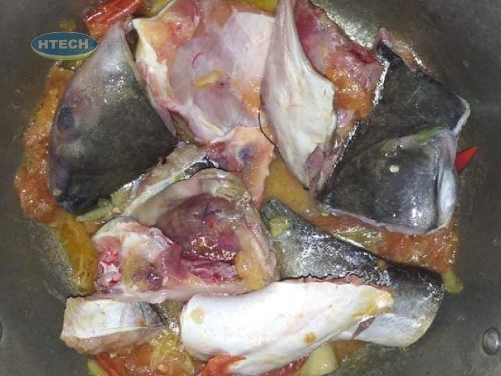 cach-nau-canh-cua-ca-basa-don-gian