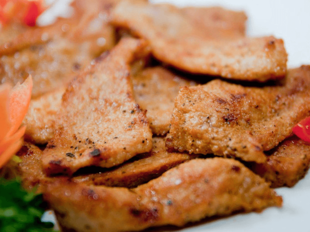 cach-uop-vu-heo-nuong-tham-duom-huong-vi