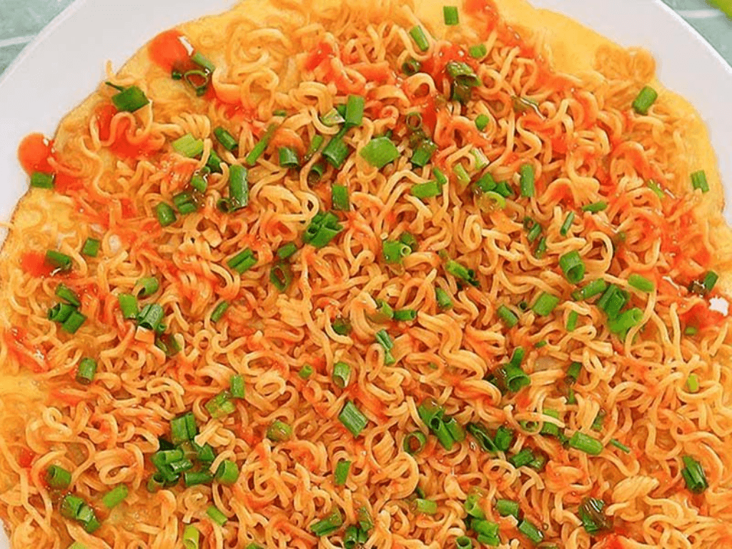 trang-tri-va-hoan-thien-chiec-pizza-mi-tom-doc-dao