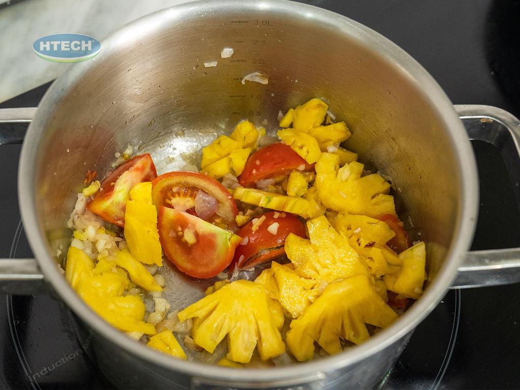 cach-nau-canh-chua-ca-bop-ngon