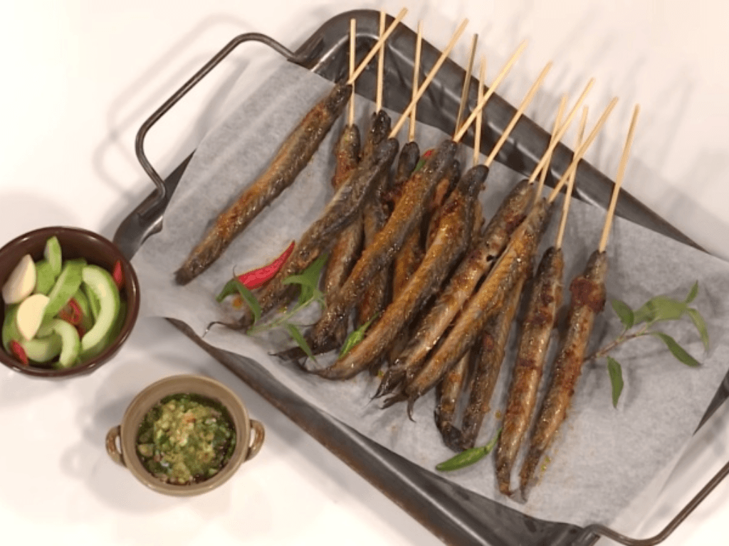 meo-vat-de-mon-ca-keo-nuong-muoi-ot-them-phan-hoan-hao