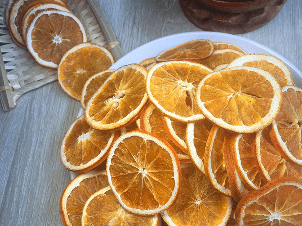 Cách làm cam sấy khô bằng lò nướng đơn giản giật mình mà cực đỉnh cao